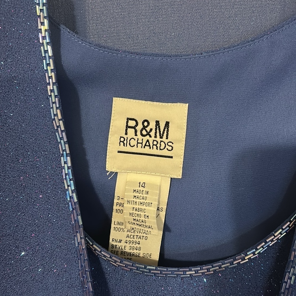 R & M Richards vintage Blue Sequin Jacket and Top Set. NWT. Size14. - Picture 3 of 17